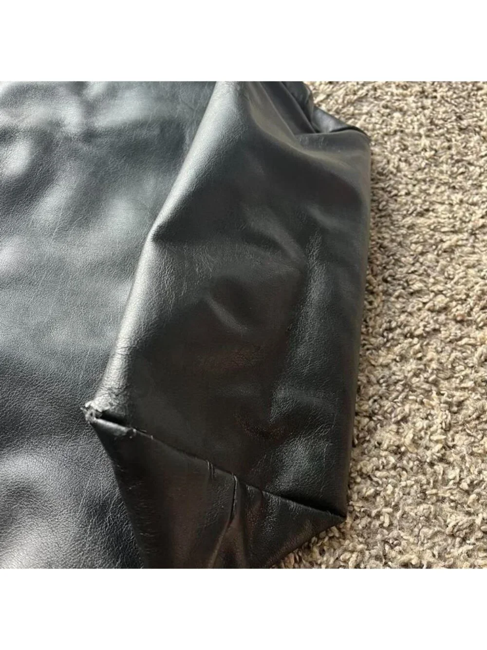 Black Lululemon Tote Bag Monochrome Minimalistic Athleisure Gym Utility Simple